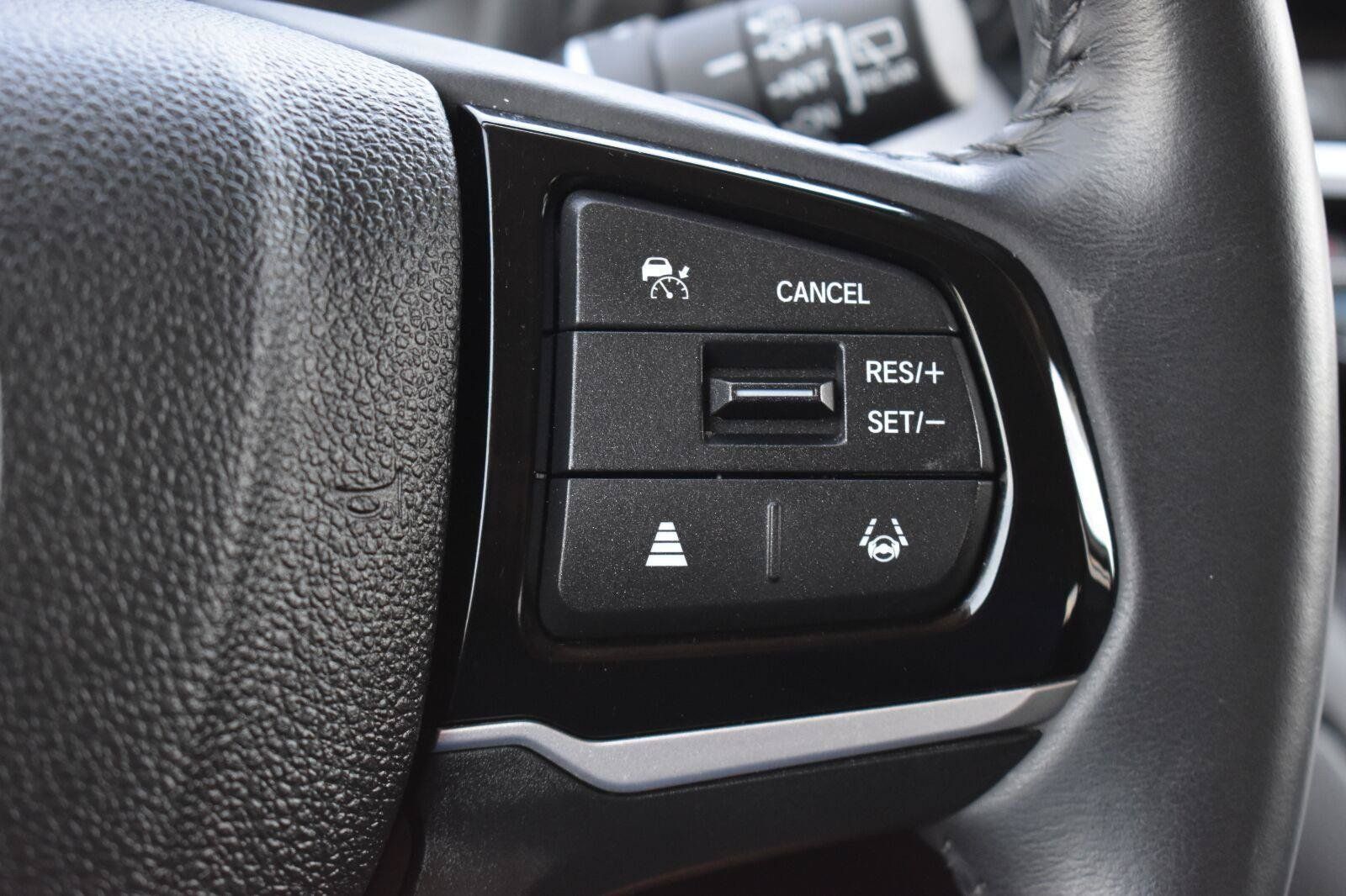 Used 2025 Honda Odyssey EX-L image 9