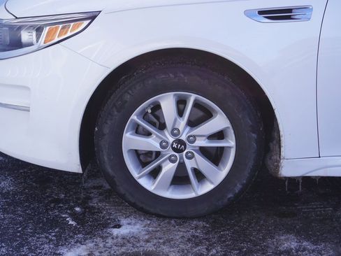 Used 2017 Kia Optima LX w/ Convenience Package image 7