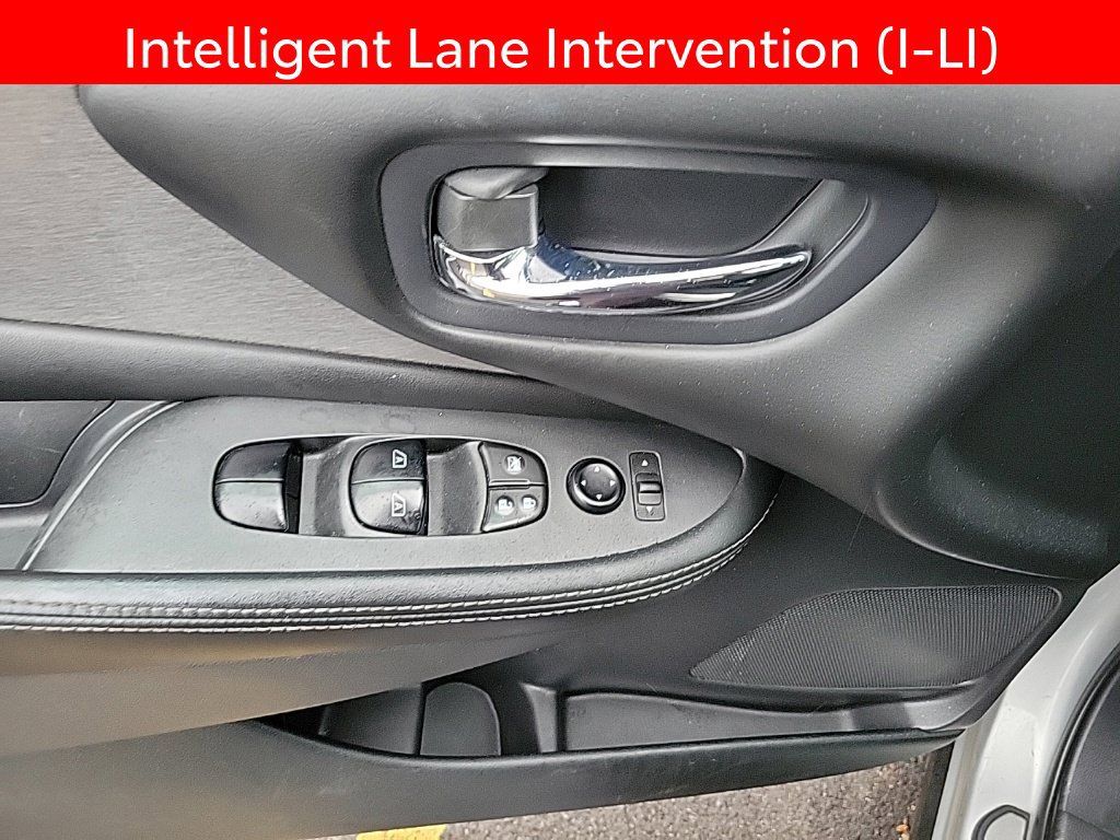 Used 2020 Nissan Murano S w/ Technology Package AWD/4WD image 11