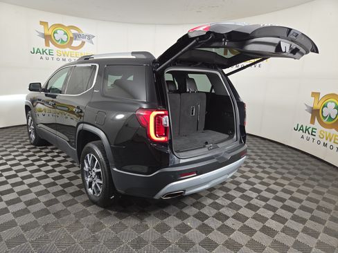 Used 2023 GMC Acadia SLT AWD/4WD image 32