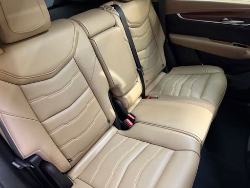 Used 2018 Cadillac XT5 Platinum w/ Driver Assist Package image 47