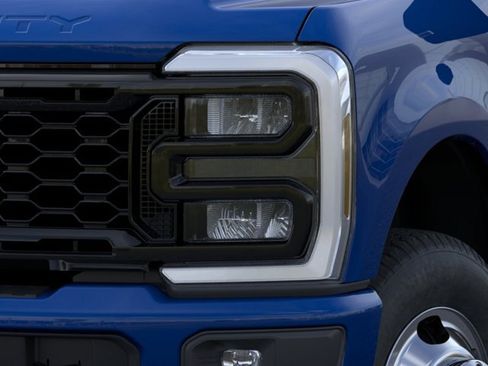 New 2026 Ford F350 XL w/ STX Appearance Package AWD/4WD image 18