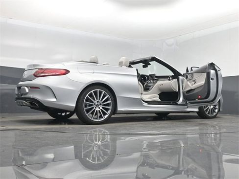 Used 2018 Mercedes-Benz C 300 Cabriolet image 48