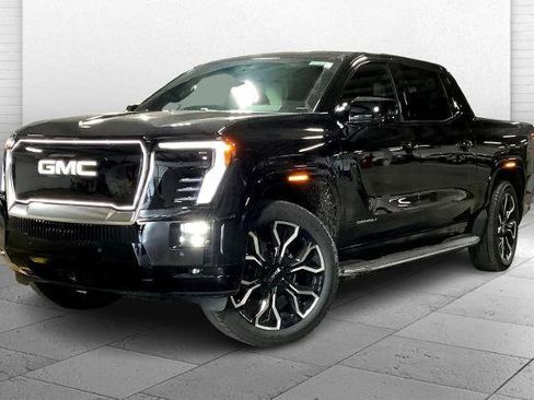 New 2025 GMC Sierra EV Denali image 2