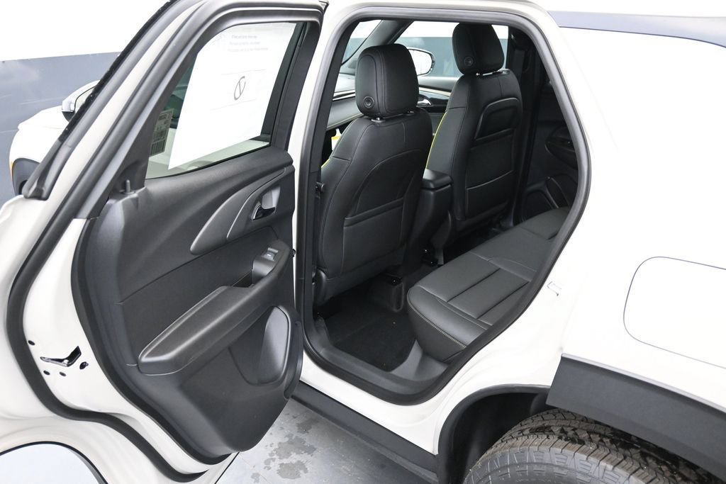 New 2026 Chevrolet TrailBlazer ACTIV w/ Driver Confidence Package AWD/4WD image 9