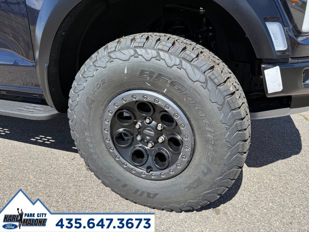 New 2025 Ford F150 Raptor AWD/4WD image 9