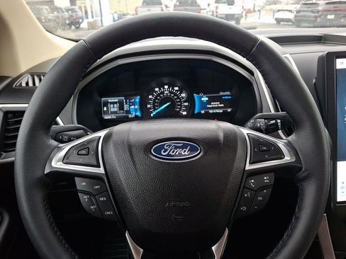 Certified 2023 Ford Edge SEL w/ Convenience Package image 18