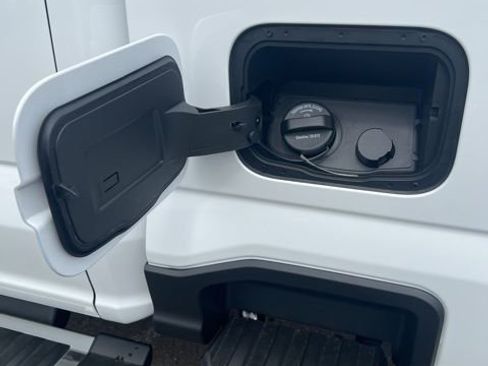 New 2025 Ford F350 Lariat w/ Chrome Package image 10