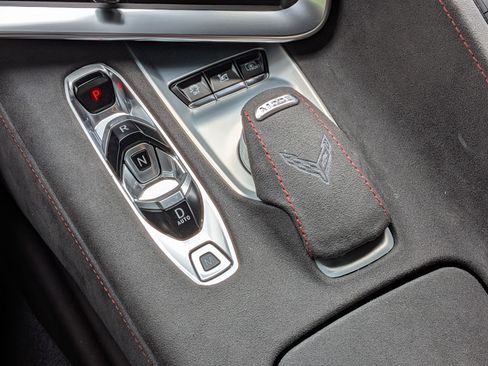 Used 2021 Chevrolet Corvette Stingray Premium Cpe w/ Z51 Performance Package RWD image 16