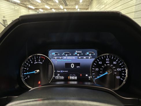 Used 2019 Ford Expedition Platinum image 17