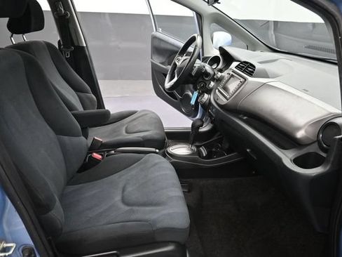 Used 2009 Honda Fit Sport image 2