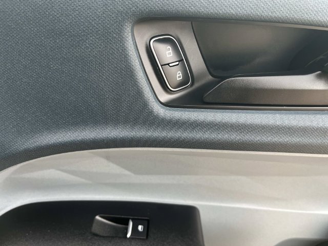 Used 2022 Ford Maverick Lariat w/ Lariat Luxury Package FWD image 20