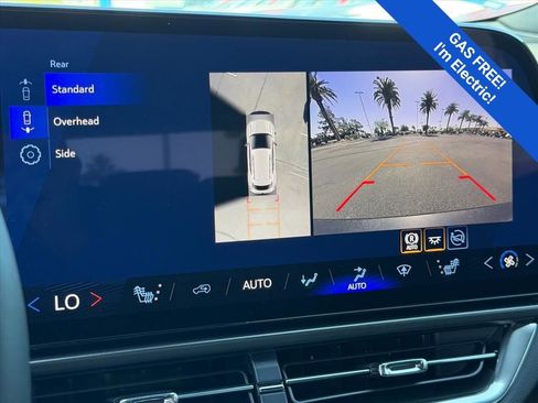 New 2026 Chevrolet Equinox EV LT w/ Comfort Package AWD/4WD image 12