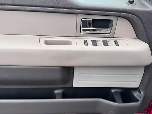 Used 2010 Ford F150 XLT image 24