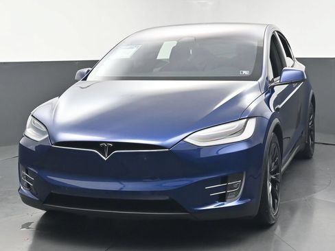 Used 2018 Tesla Model X 100D AWD/4WD image 7