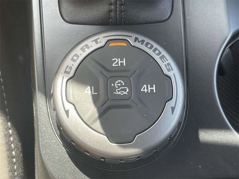 New 2025 Ford Bronco Outer Banks image 26