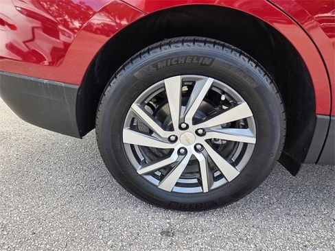 Certified 2024 Chevrolet Equinox LT image 24