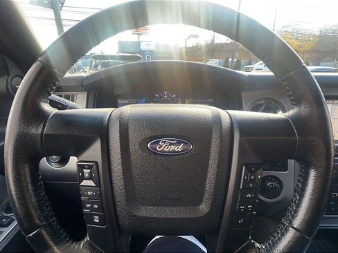 Used 2017 Ford Expedition XLT w/ Equipment Group 202A image 16