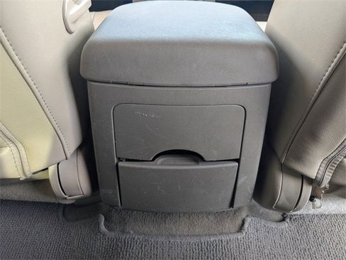 Used 2014 Nissan Frontier SL w/ SL Moonroof Package image 15