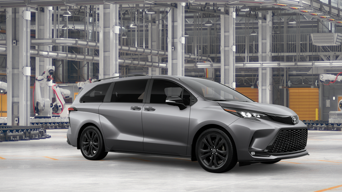 New 2026 Toyota Sienna XSE FWD image 16