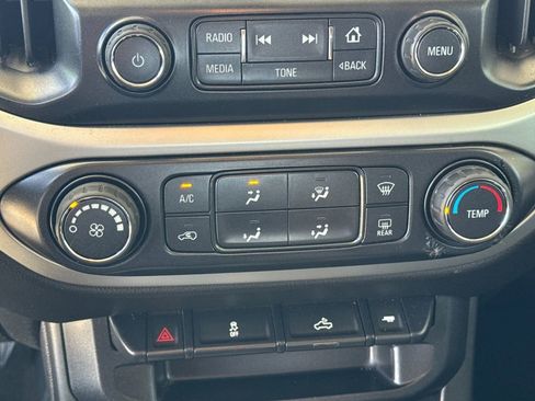 Used 2016 Chevrolet Colorado LT w/ LT Convenience Package image 21