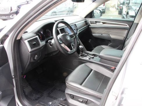 Used 2021 Volkswagen Atlas SE image 9
