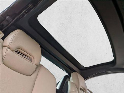 Certified 2018 Mercedes-Benz SLC 300 image 19