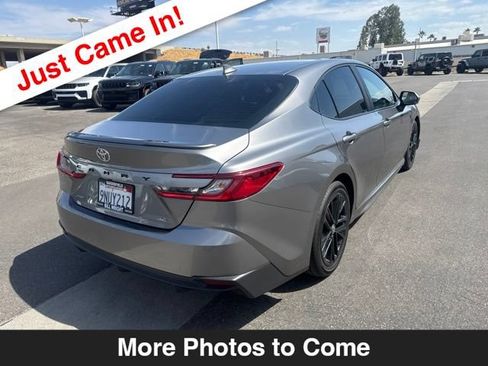 Used 2025 Toyota Camry SE FWD image 6