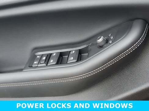 New 2025 Jeep Grand Cherokee L Altitude image 20