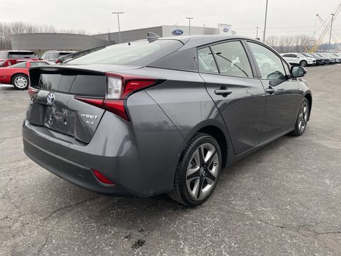 Used 2019 Toyota Prius XLE image 6