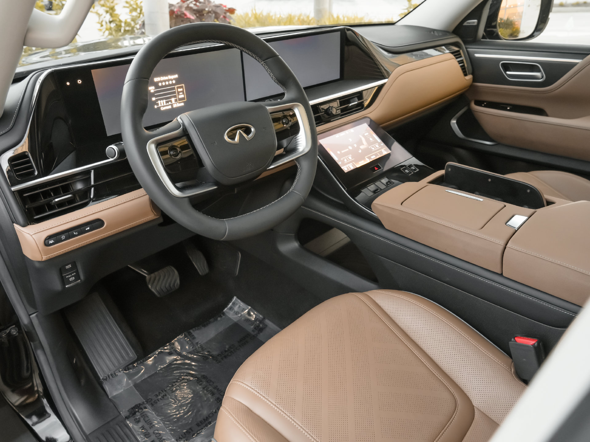 Certified 2025 INFINITI QX80 Luxe RWD image 4