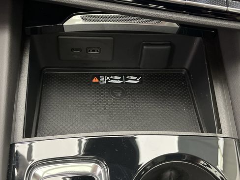 Used 2026 Buick Envision Sport Touring AWD/4WD image 28
