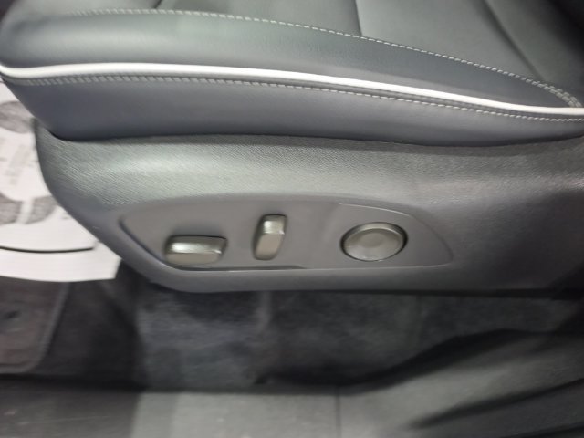 Used 2026 Buick Enclave Preferred AWD/4WD image 22