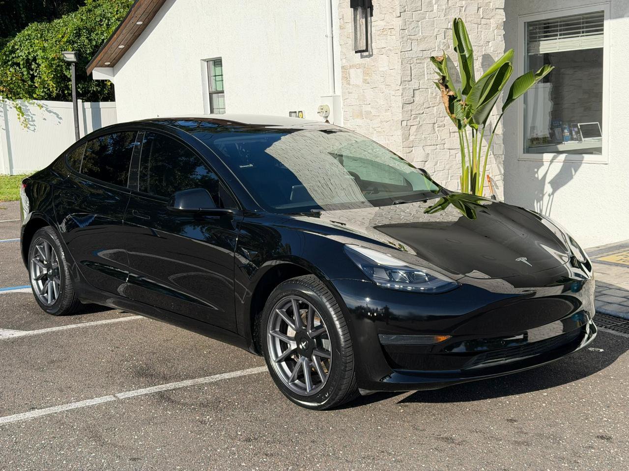 Used 2021 Tesla Model 3 Standard Range Plus RWD image 18