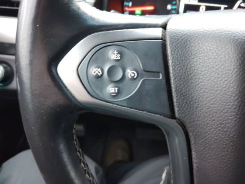 Used 2019 Chevrolet Tahoe LS image 16