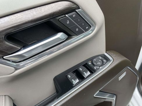 Used 2024 Chevrolet Silverado 1500 LTZ image 28