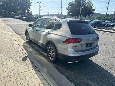 Used 2021 Volkswagen Tiguan S FWD image 5