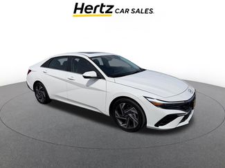 Used 2025 Hyundai Elantra Limited video 1