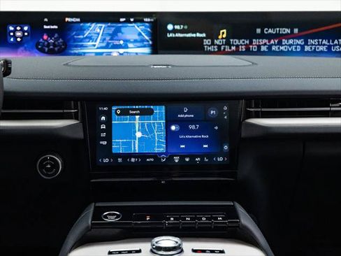 New 2027 Lincoln Navigator Premiere RWD image 30