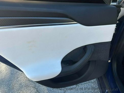 Used 2022 Tesla Model S Plaid image 13
