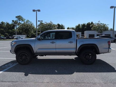 Used 2017 Toyota Tacoma TRD Off-Road w/ Tow Package (A/T) AWD/4WD image 7