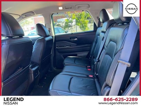 Certified 2022 Nissan Pathfinder SL image 10