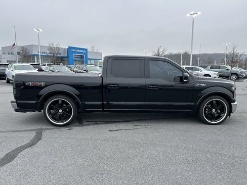 Used 2017 Ford F150 Lariat w/ Trailer Tow Package image 8