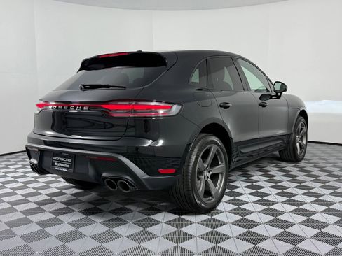 Certified 2026 Porsche Macan AWD/4WD image 9