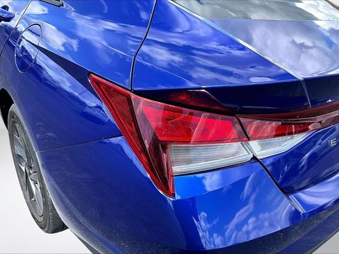 Used 2023 Hyundai Elantra SEL w/ Cargo Package FWD image 24