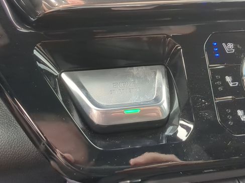 New 2025 GMC Sierra 2500 Denali w/ Denali Reserve Package image 17