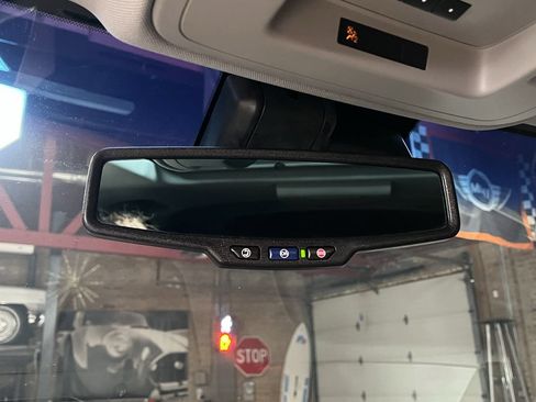 Used 2019 GMC Yukon Denali AWD/4WD image 21