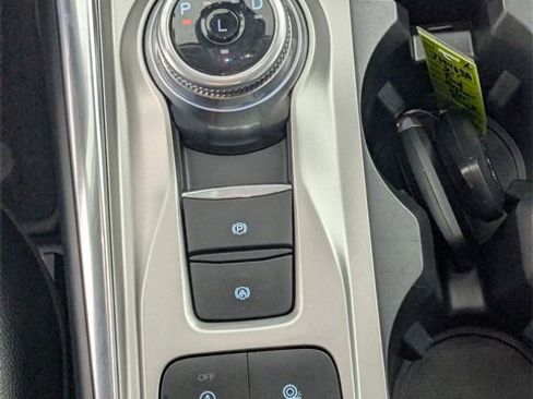 Used 2021 Ford Explorer XLT w/ Equipment Group 202A image 23