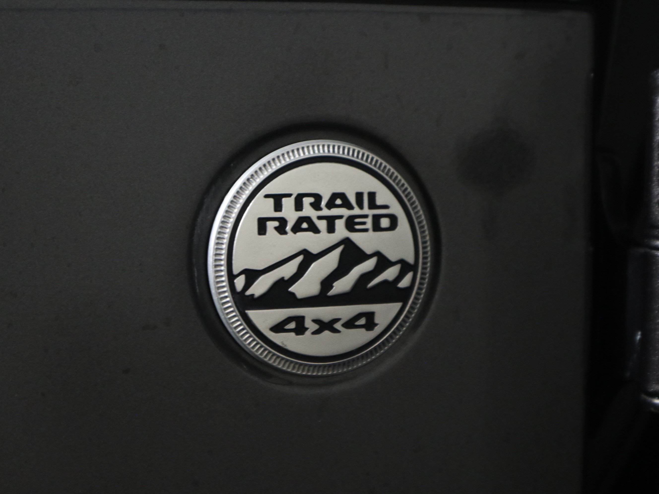 Used 2018 Jeep Wrangler Unlimited Sport S AWD/4WD image 35