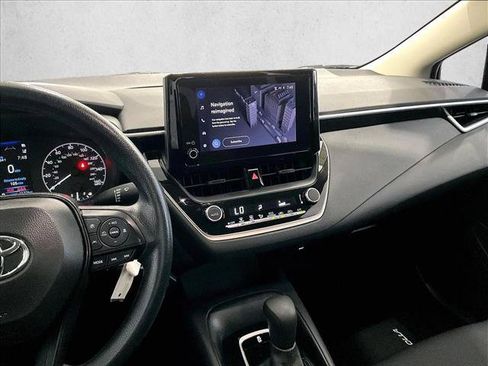 Used 2024 Toyota Corolla LE FWD image 8